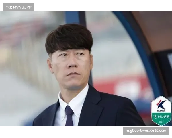 水原FC主帅回应外援提议 强调半场调整旨在提升球队战力 水原FC主帅回应外援提议 强调半场调整旨在提升球队战力